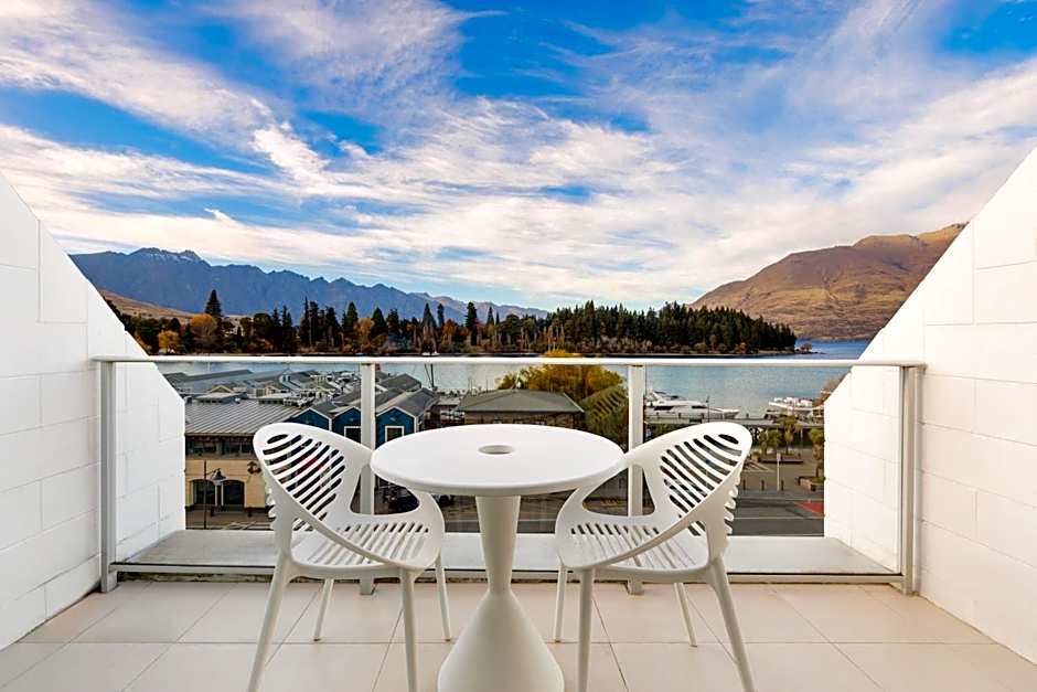Crowne Plaza Queenstown By IHG