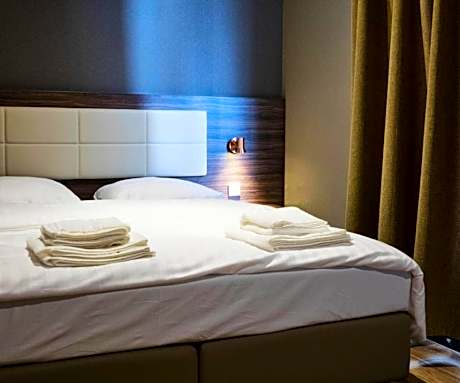 Comfort Double or Twin Room No Window