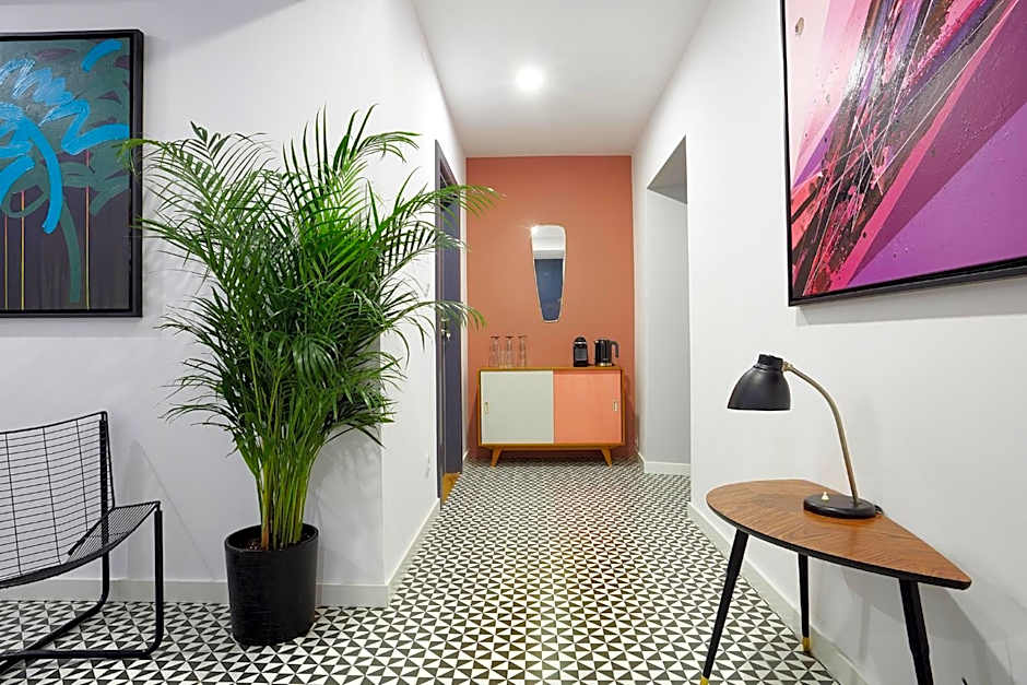 Bez Kantów Art Rooms