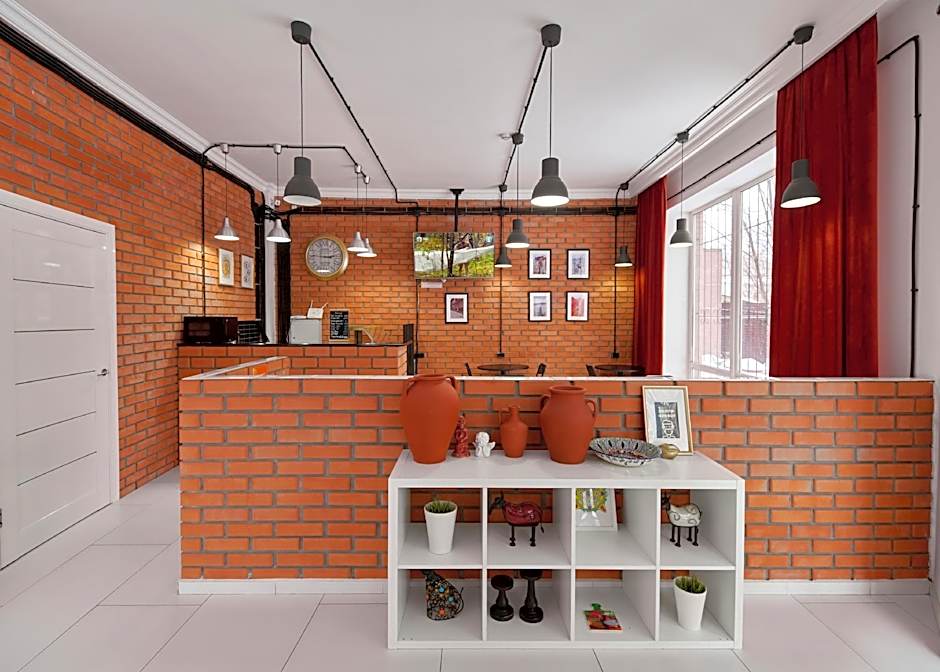 HELLO INN budget hotel