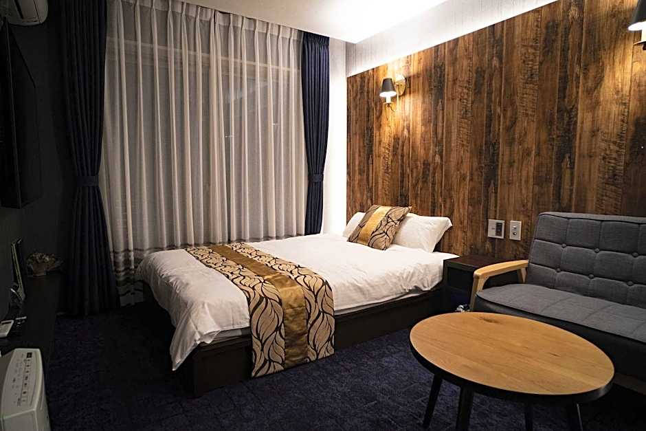 GRAND BASE Mojiko Ekimae