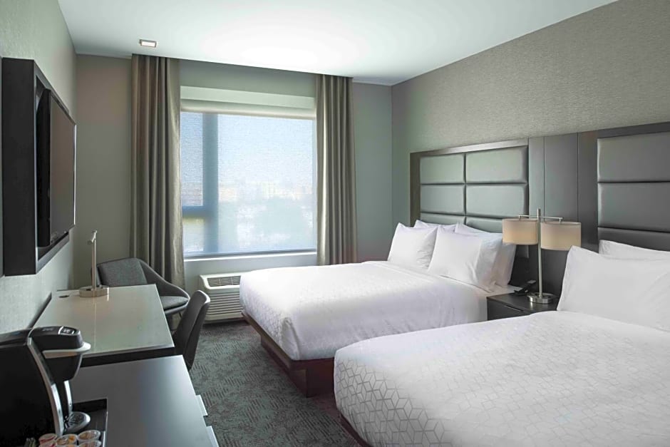 Holiday Inn Express Boston Logan Airport - Revere By IHG