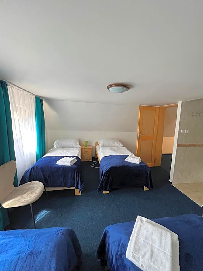 7Rooms