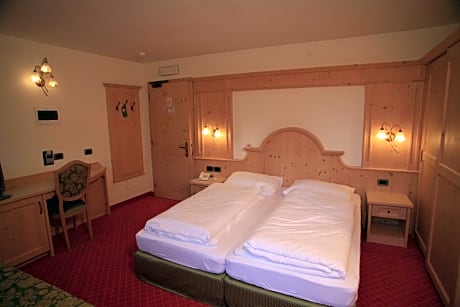 Double Room with Extra Bed