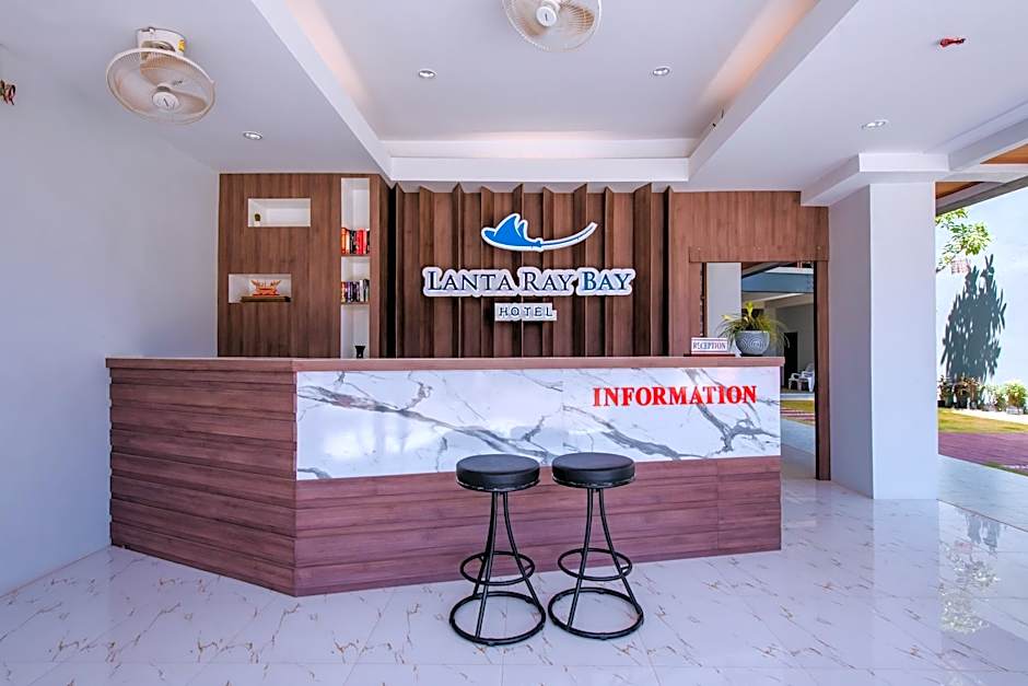 Lanta Ray Bay Hotel