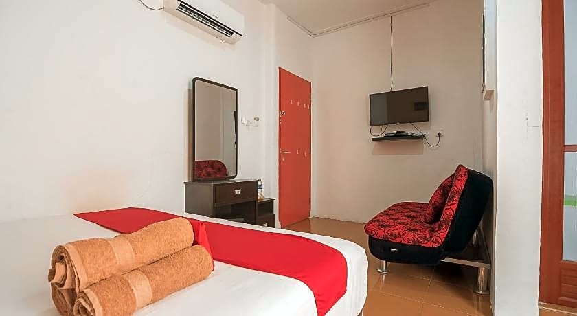 RedDoorz @ Batam Center 2