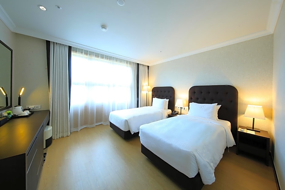Jeju Booyoung Hotel