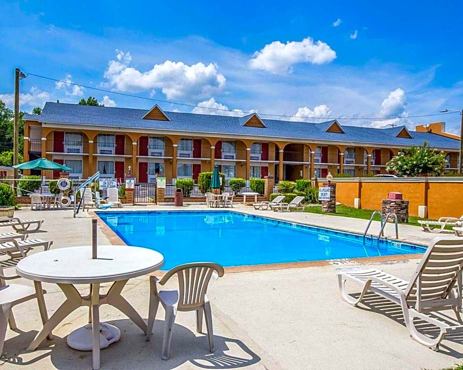 Quality Inn Greenwood Hwy 25