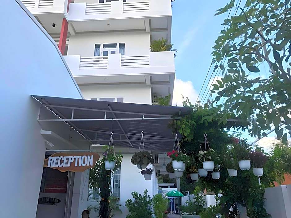 Hung Phuc Hotel