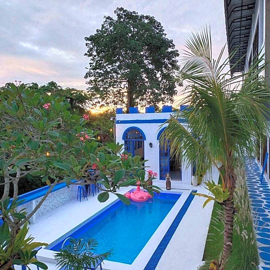 Bombora Surf Camp Hotel