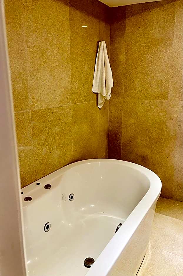 The Red Farm Relais & Spa