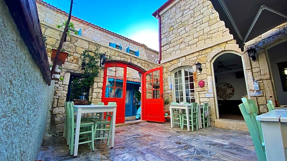 Oberj d'Azur Alacatı