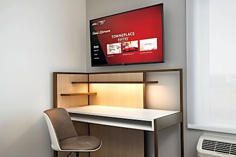 1 Bedroom Suite, 1 King, Sofa bed