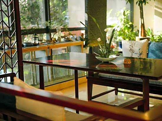 A Balance Hotel (Ningbo Eastern New Town Convention Center)