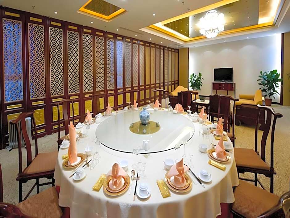 Beijing Palace Soluxe Hotel Astana