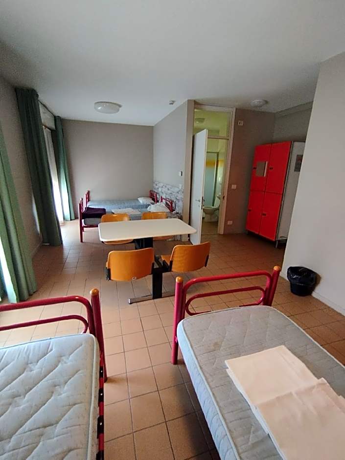 Photo 1 of 1 of Quadruple Room with Bathroom