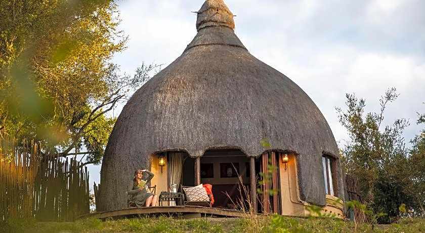 Hoyo Hoyo Safari Lodge - All Inclusive