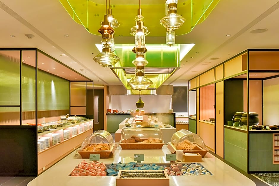 Holiday Inn Taoyuan Airport By IHG