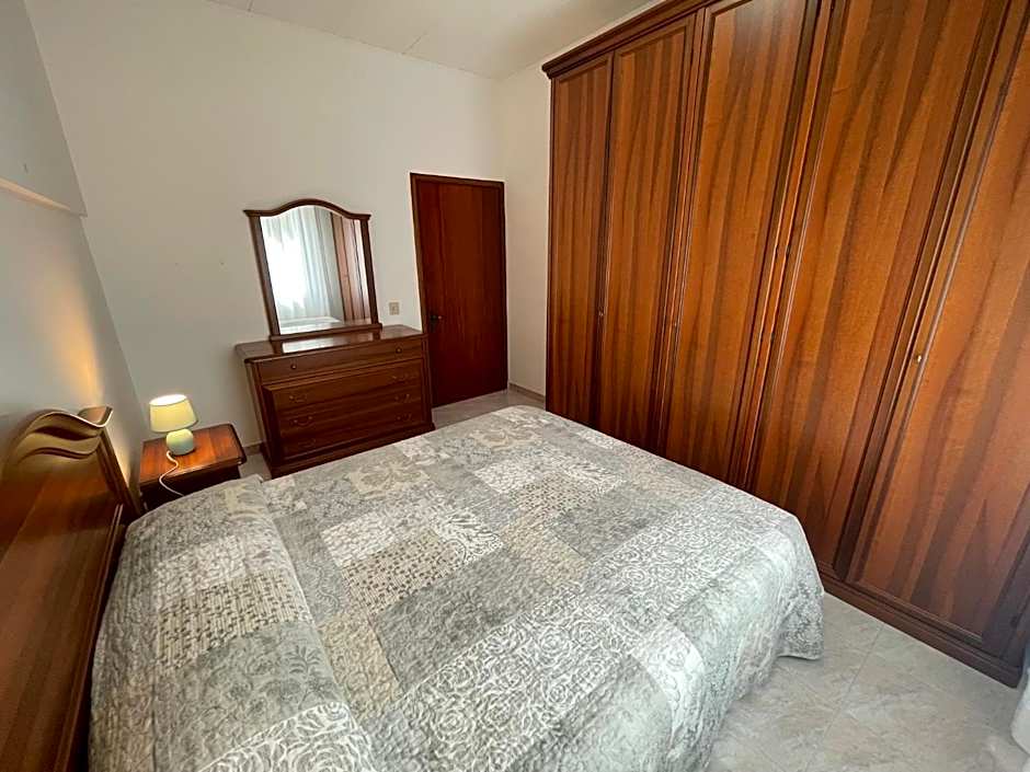 Big Apartment with 3 rooms