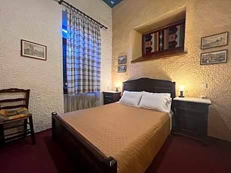 Classic Quadruple Room