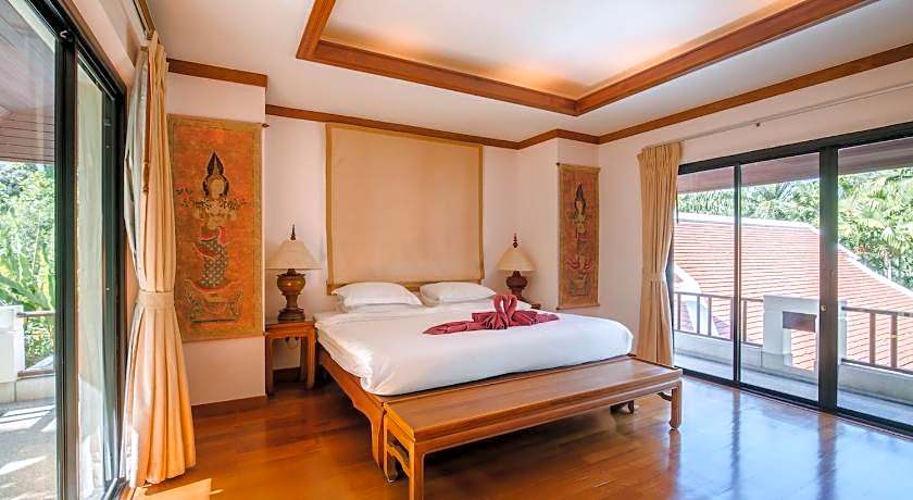 Solas Pool Villa Grand Villa With Private Pool