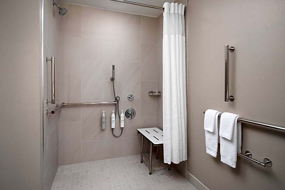 Embassy Suites by Hilton Franklin Cool Springs