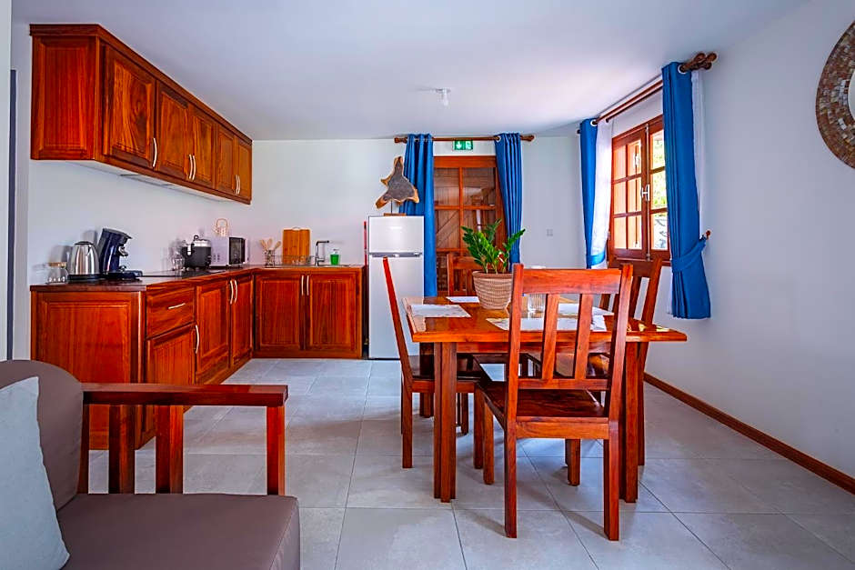 Le Be-Mahot - Hell Bourg