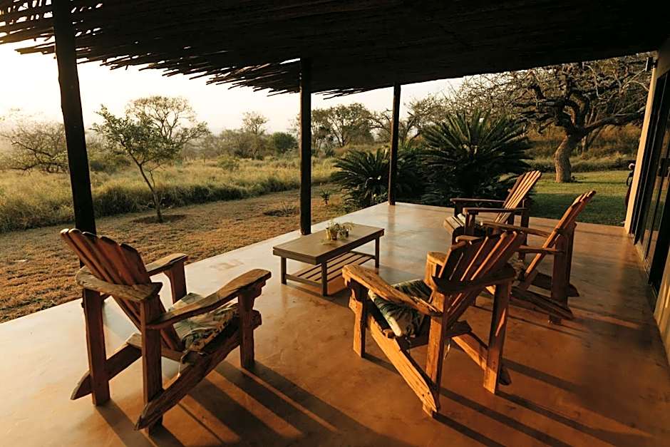 Sensiri Plains Safari Lodge