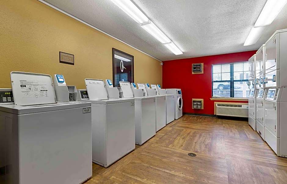 Extended Stay America Select Suites - Greenville - Airport