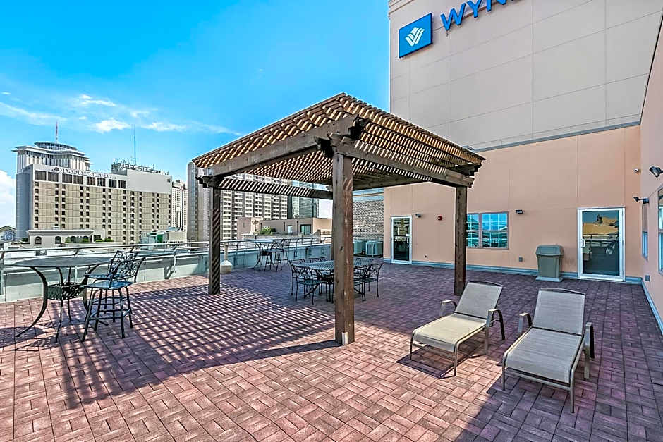 Stunning Apartments - Near FQ and Bourbon