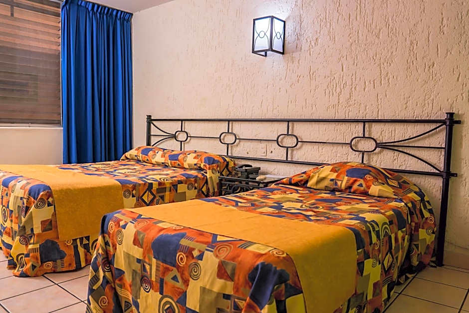 Hotel Arboledas Expo