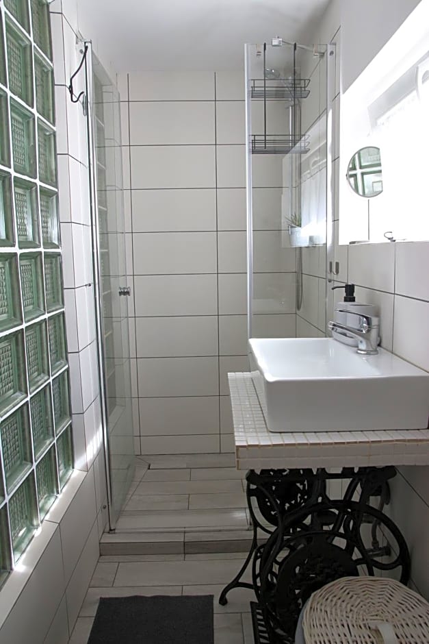 Grygielówka nad jeziorem - sauna & jacuzzi