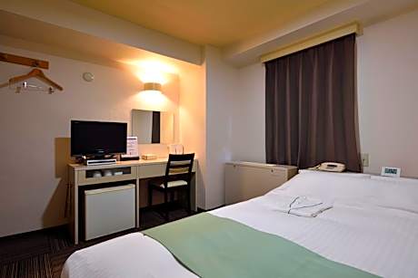 Double Room with Small Double Bed - Non-Smoking