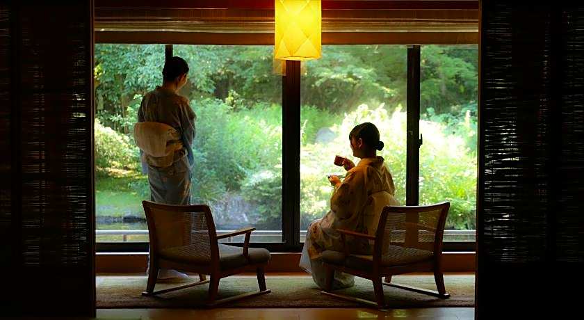 Oku-Yugawara Tsubaki