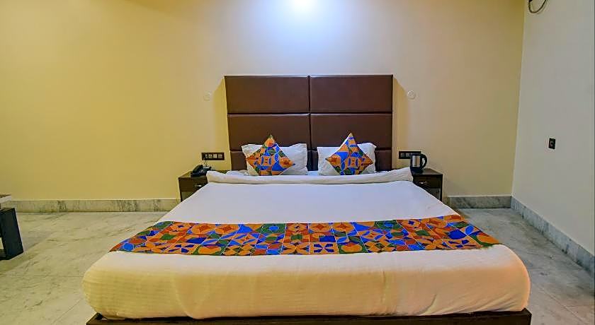 FabHotel Red Rose - Nr. IIT Guwahati