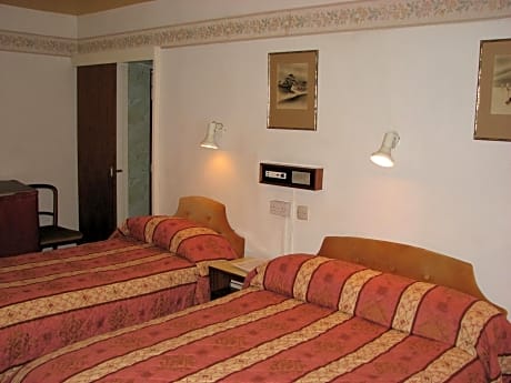 Economy Triple Room - Smoking