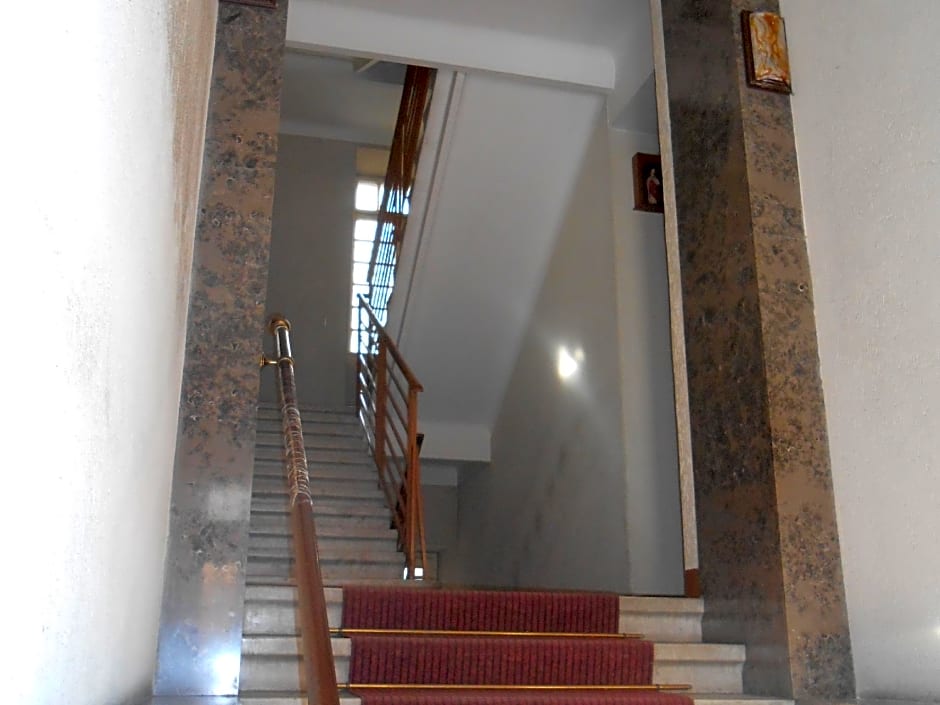 Appartamento in centro con wifi e posto auto in garage