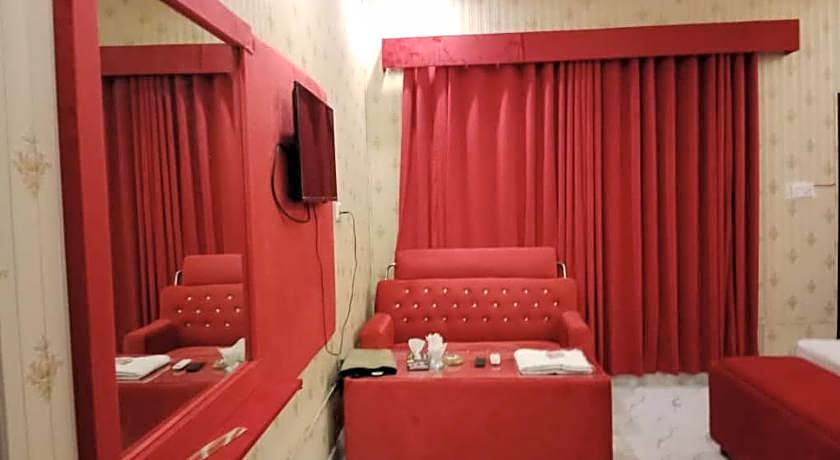 Hotel Sareena Residence