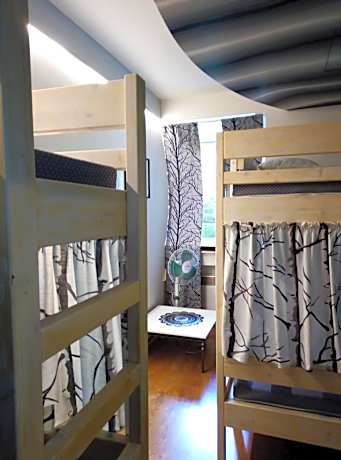 Bed in 4-Bed Mixed Dormitory Room