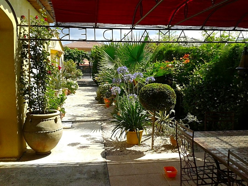 Aux Amandiers – Frejus, ID