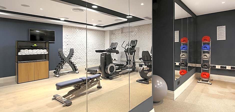 DoubleTree by Hilton Madrid - Prado