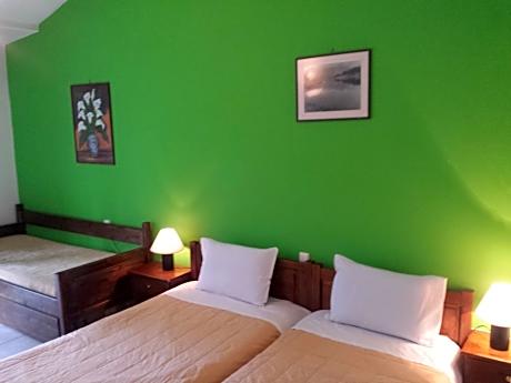 Triple Room with Lake View