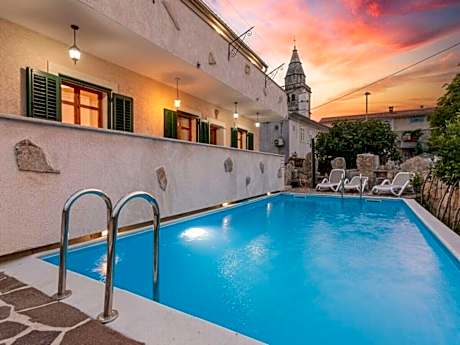 Plovanija Comfortable holiday residence