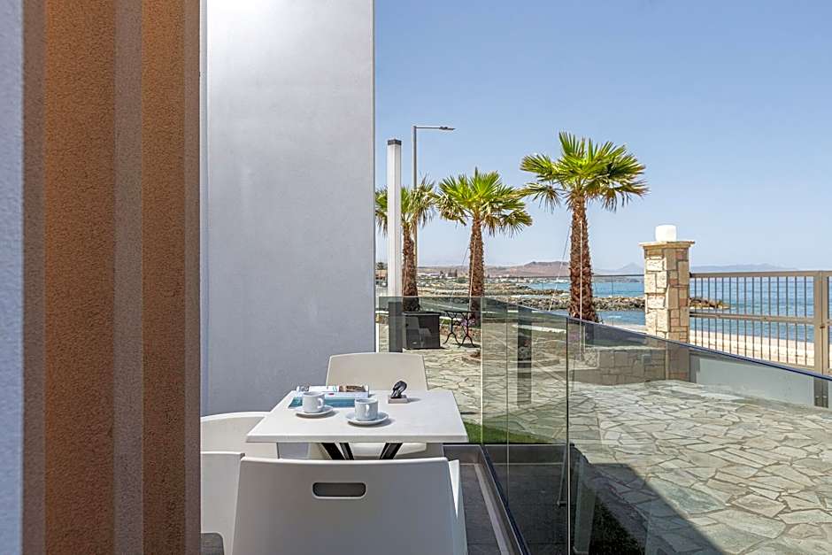 Golden Bay Boutique Hotel & Bungalows