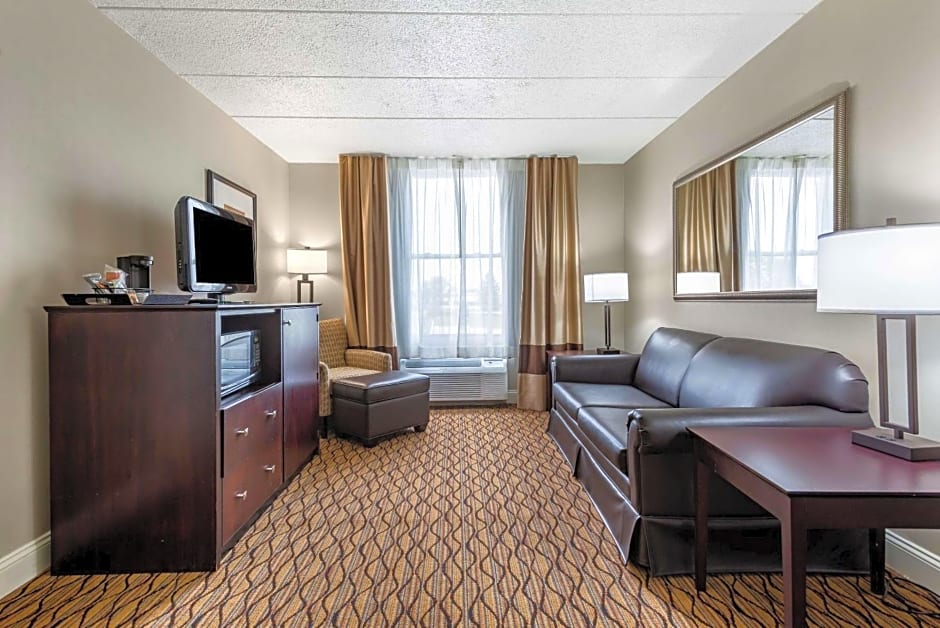 Comfort Inn & Suites Glen Mills - Concordville