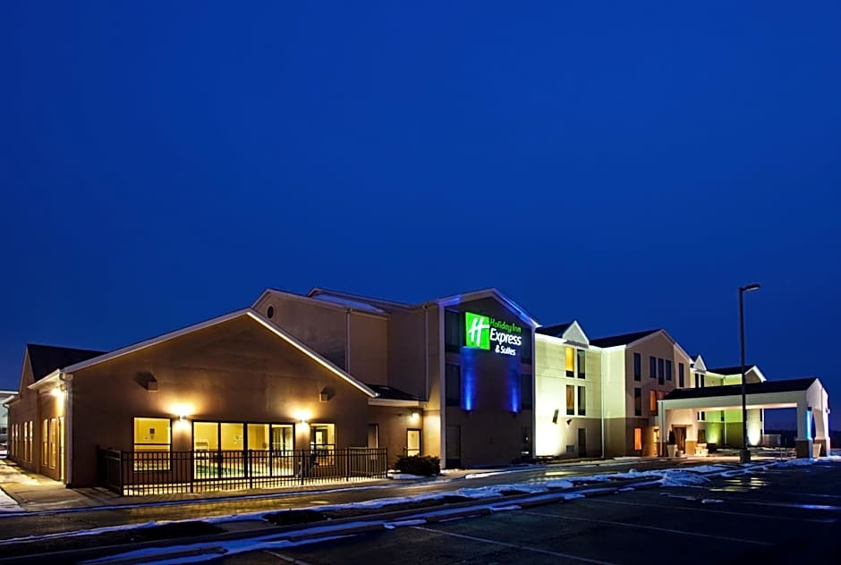 Holiday Inn Express Hotel & Suites Cleveland-Streetsboro By IHG