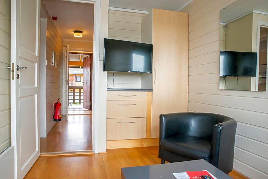 Sandmoen Bed & Breakfast, Free Parking