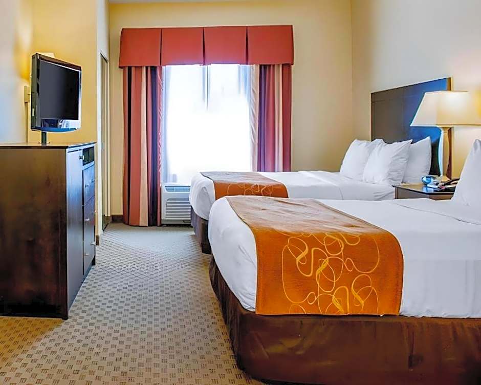 Comfort Suites