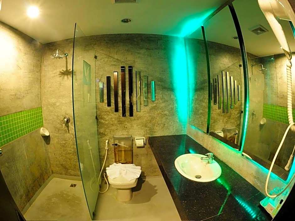 Capital O 75514 Vasidtee City Hotel (Suphanburi)