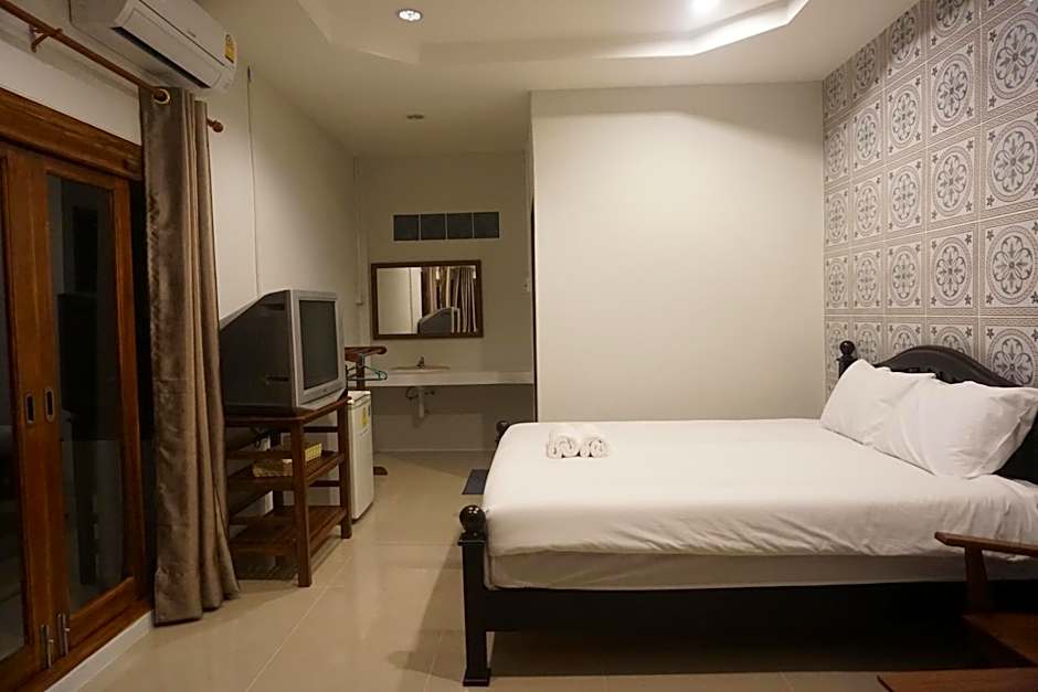 Samnaree Garden House